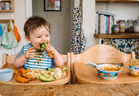 BLW vs. alimentación con cuchara (papillas): ¿qué método elegir?